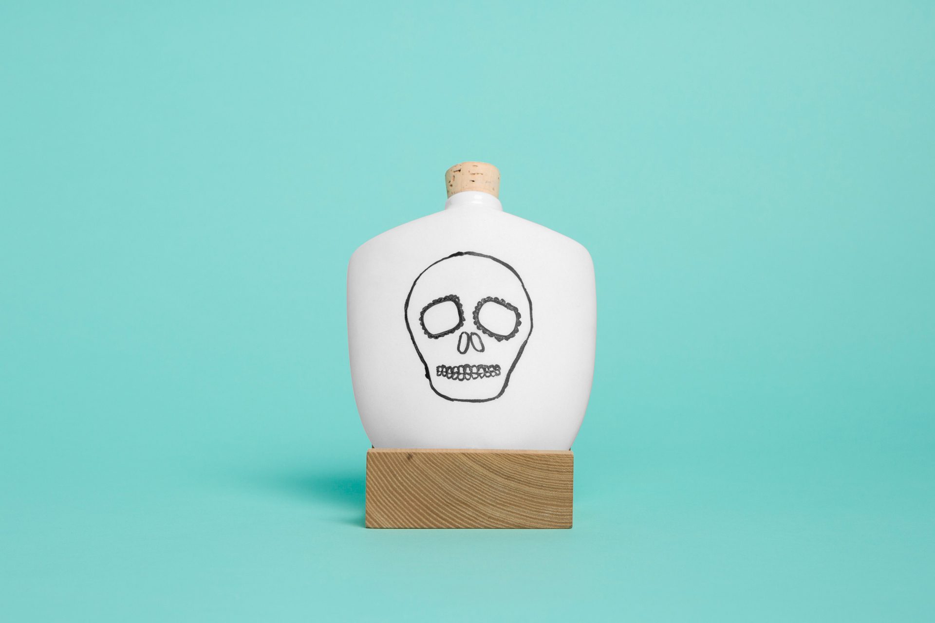 GoldStreet_MakersMark_Hipflask-Thumb